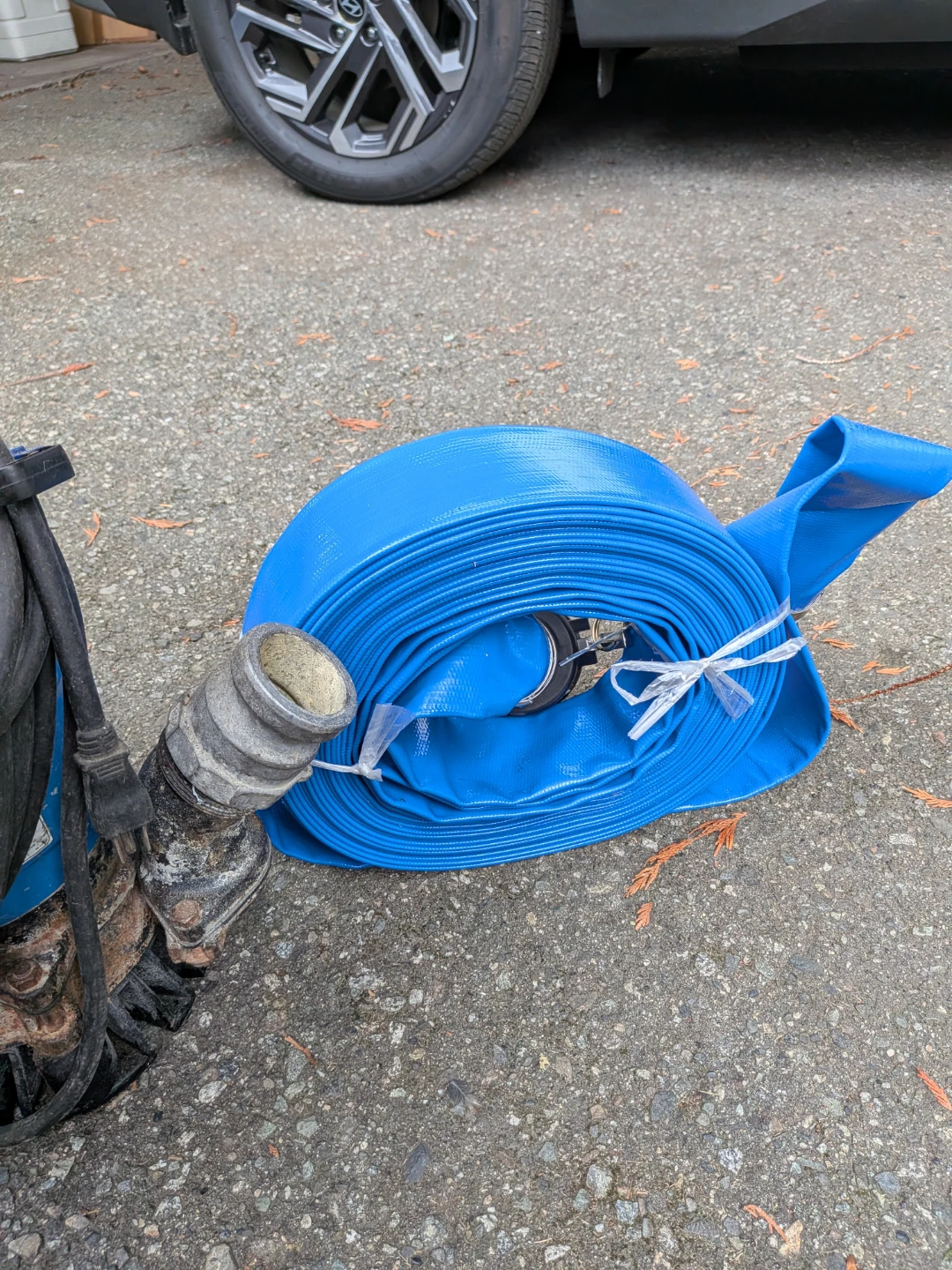 Tsurumi Submersible Pump with Discharge Hose