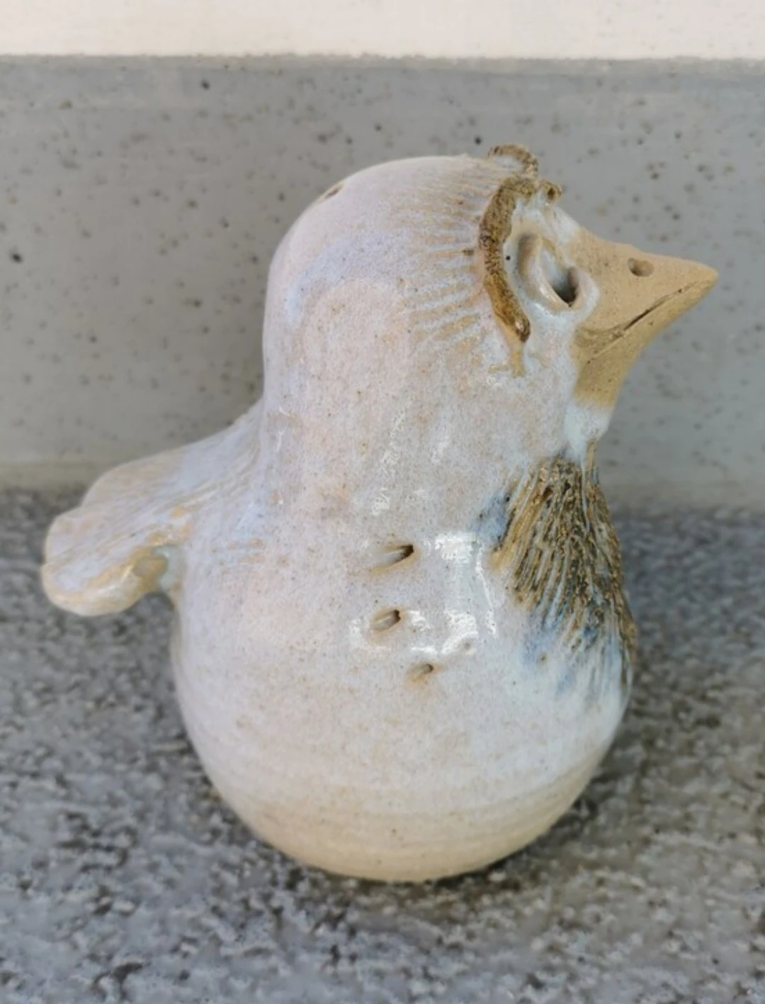 Vintage Art Pottery Bird – Signed Artisan Piece - photo 4