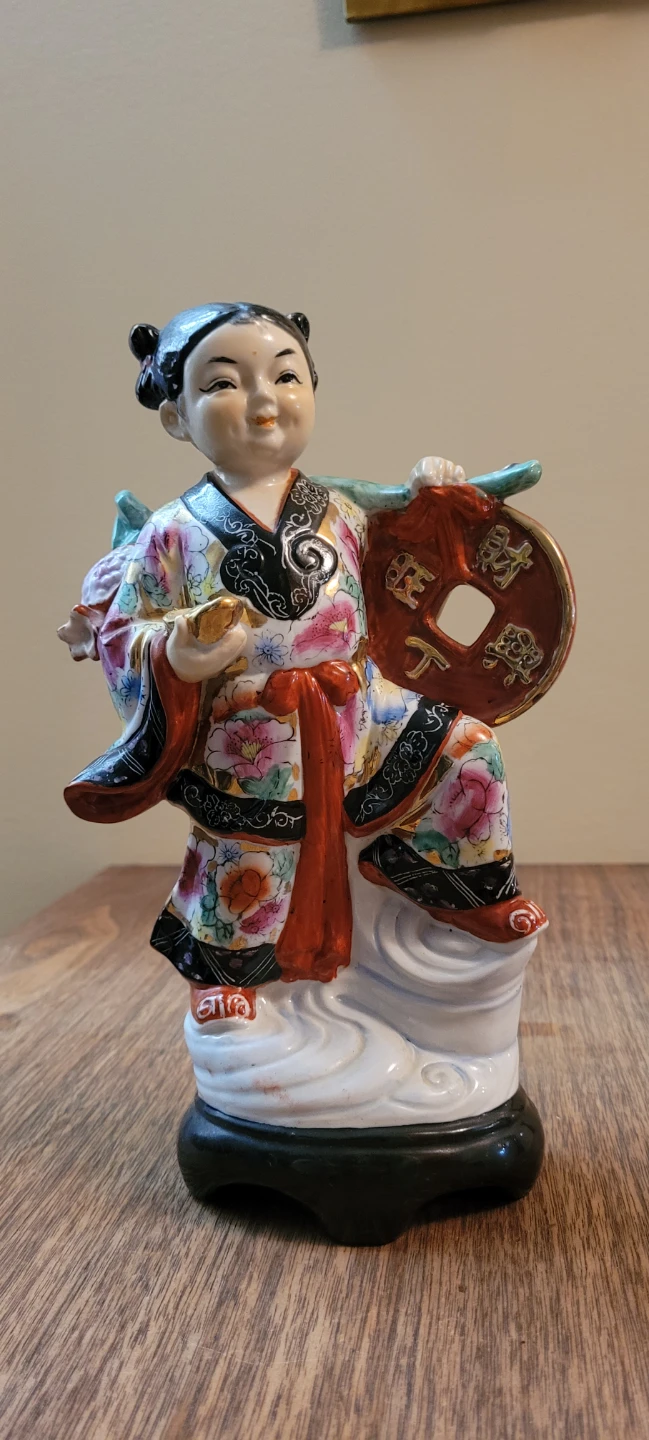 Chinese Porcelain Figurine