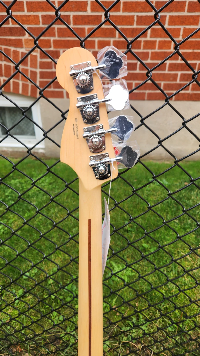 Fender Player Series Precision Bass - photo 4