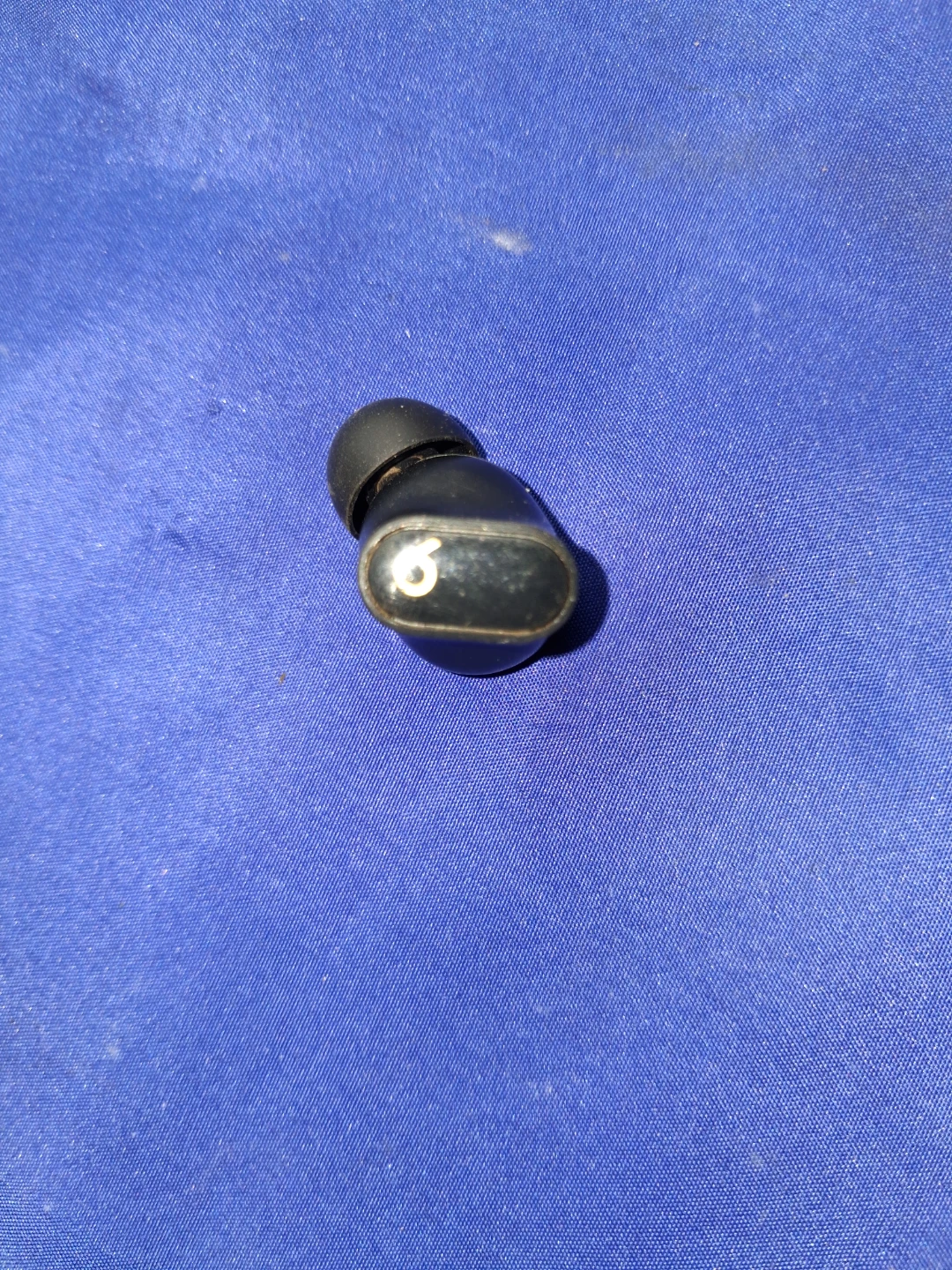 Beats by Dre Wireless Earbud (Left Replacement) - photo 3