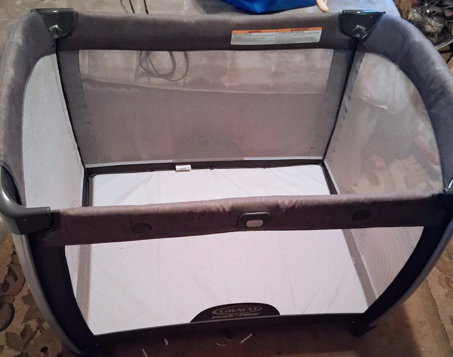 Pack N Play newborn and Toddler