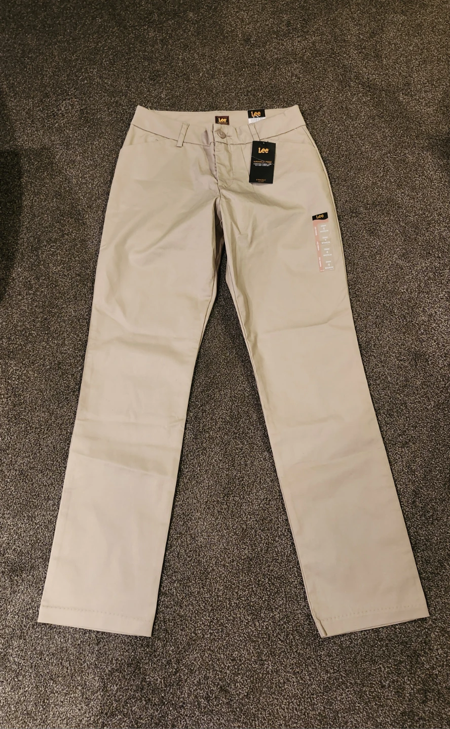 Lee Wrinkle Free Straight Mid Rise Pants - Size 4 Medium