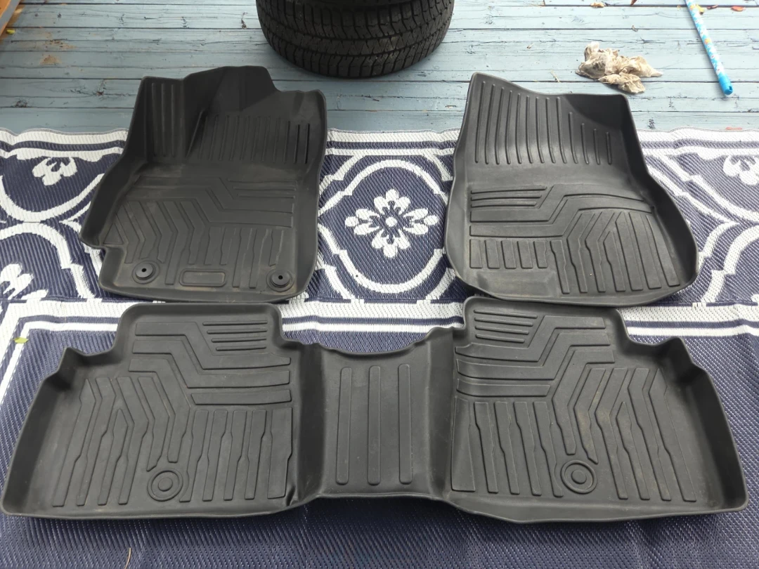 Hyundai Elantra 2021-2025 All-Weather Floor Mats (Full Set)