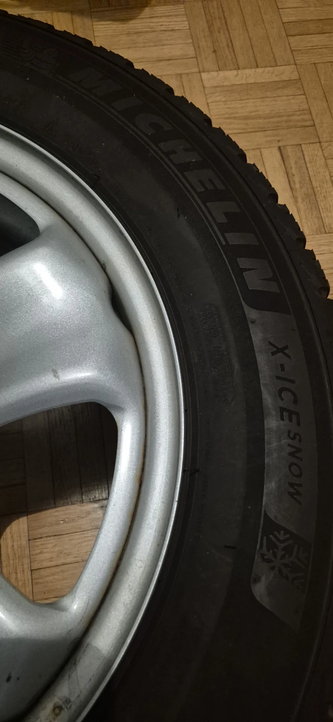 4 Michelin X ice snow tires - photo 5