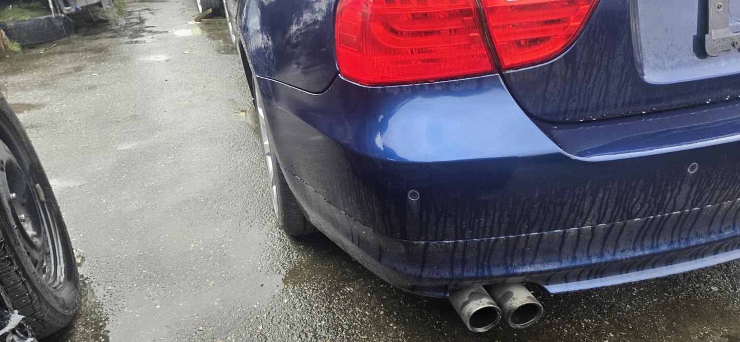 Blue BMW 328i sedan - photo 3