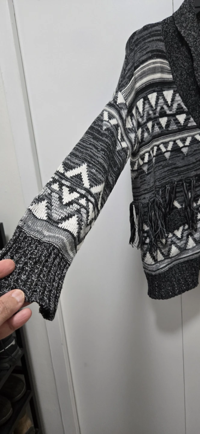 Ardene Geo Print Fringed Cardigan - photo 4