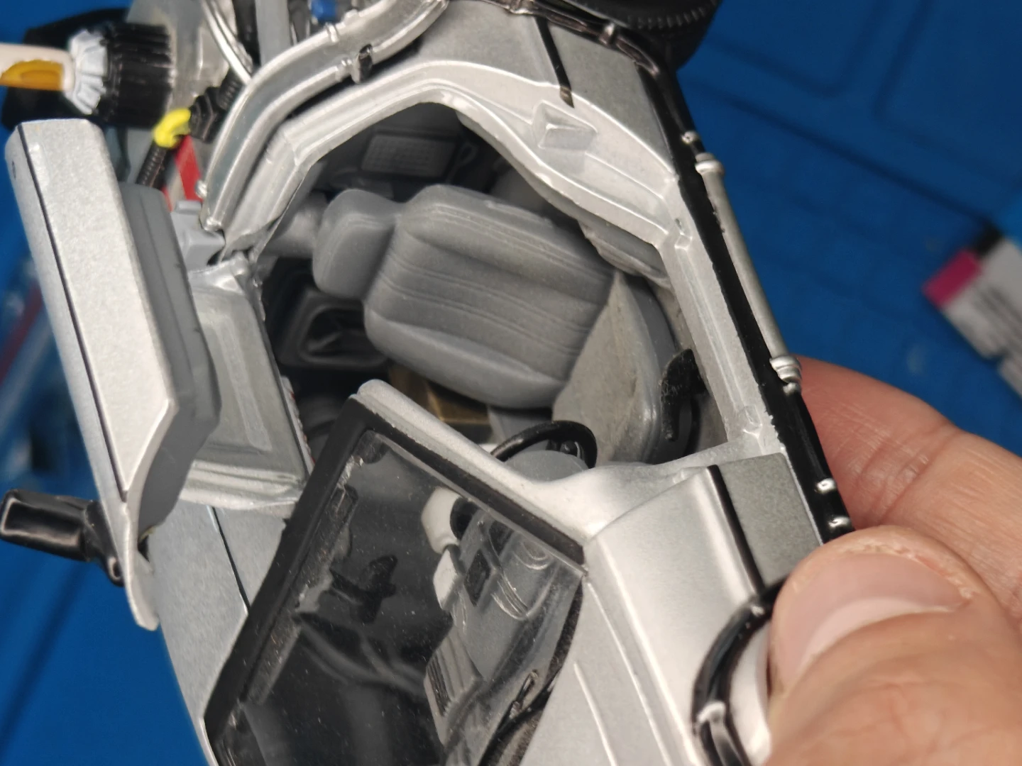 Back to the Future Delorean Time Machine 1:24 Alloy Model Car - photo 4