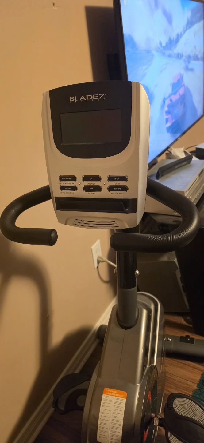🚴 Bladez Fitness Exercise Bike – Great for Home Workouts!