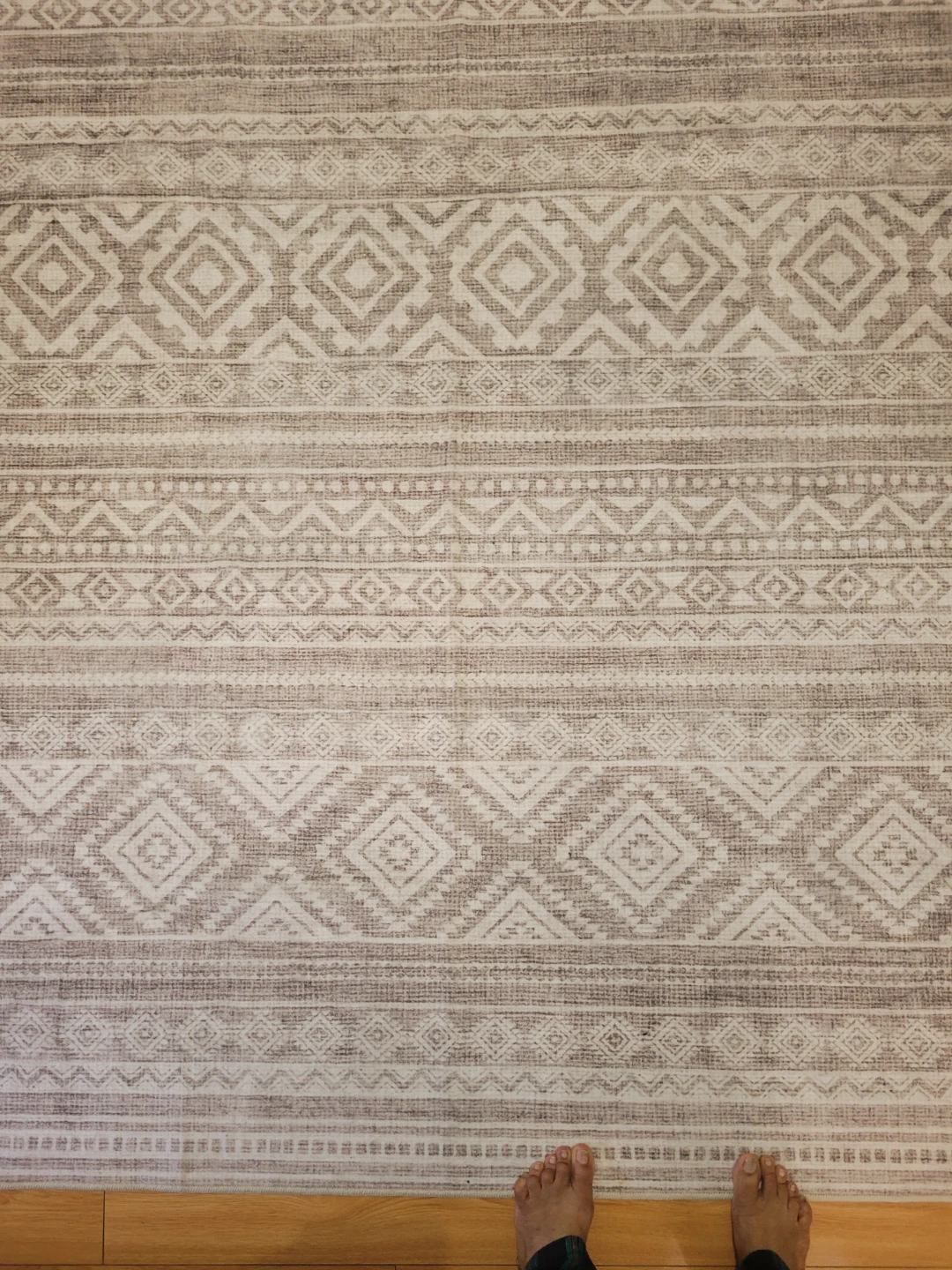 Geometric Pattern Area Rug - photo 5