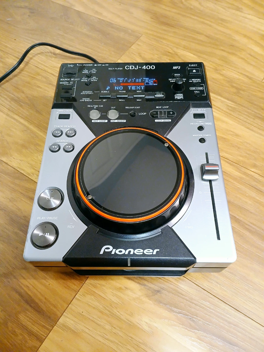 Pioneer CDJ-400 CD/MP3 DJ Mixer Controller