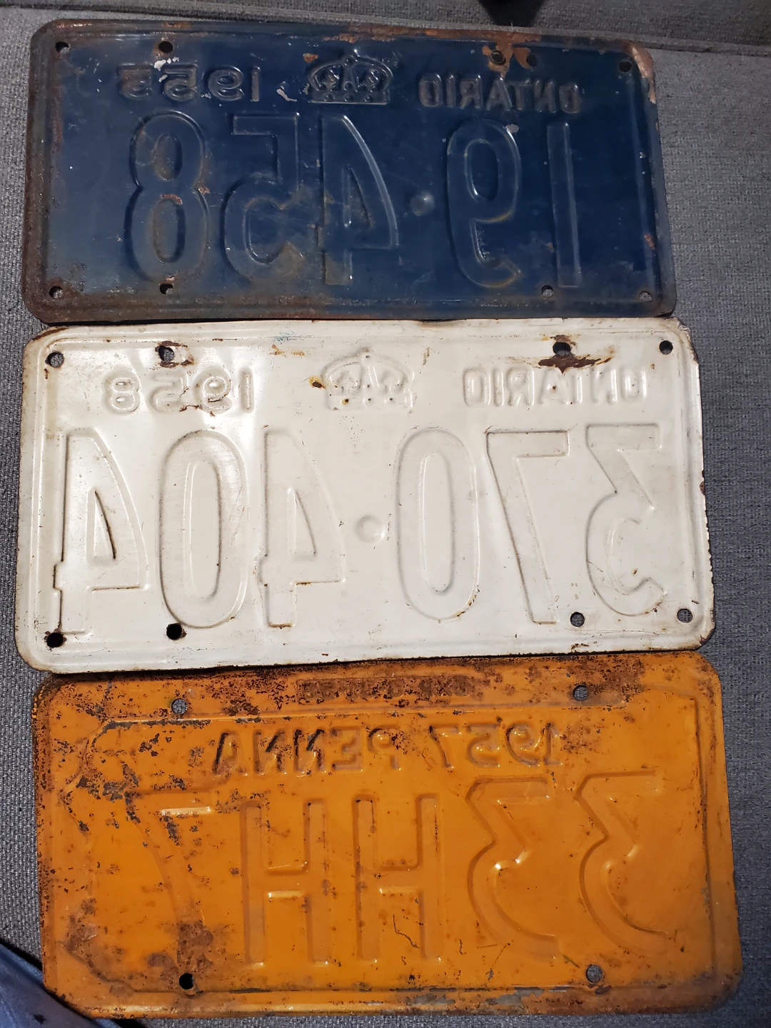 3 vintage License plates - photo 5