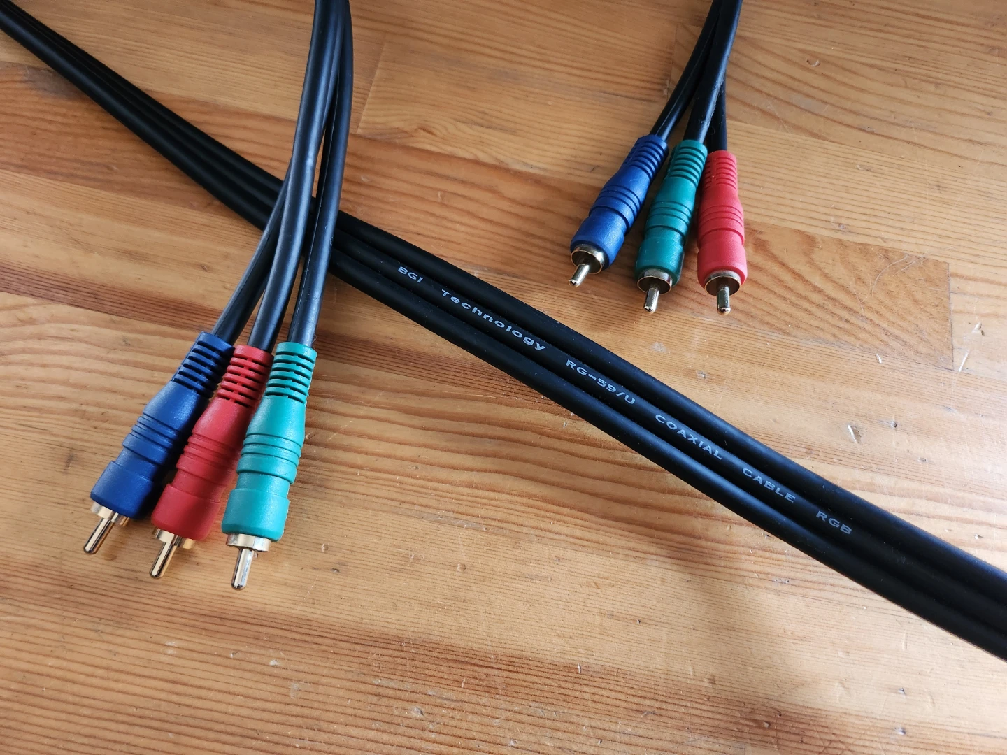 RCA Component Video Cable (RGB) 5ft - photo 3