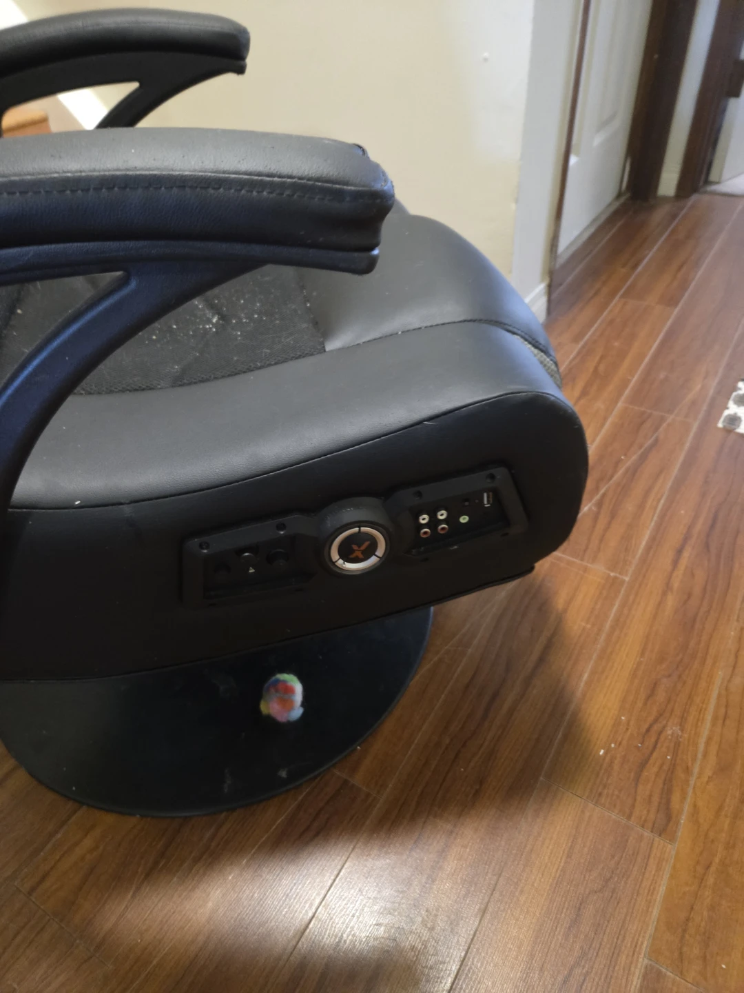 Gaming chair - photo 2