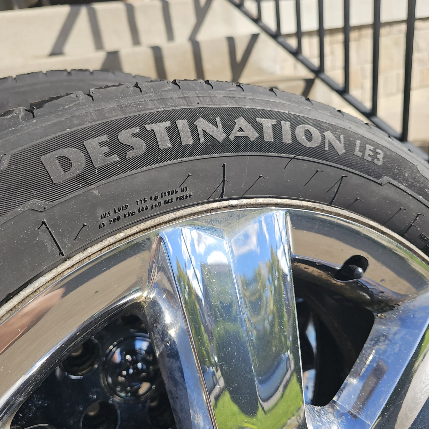 Set of 4 Dodge Chrome Wheels with Firestone Tires - photo 4
