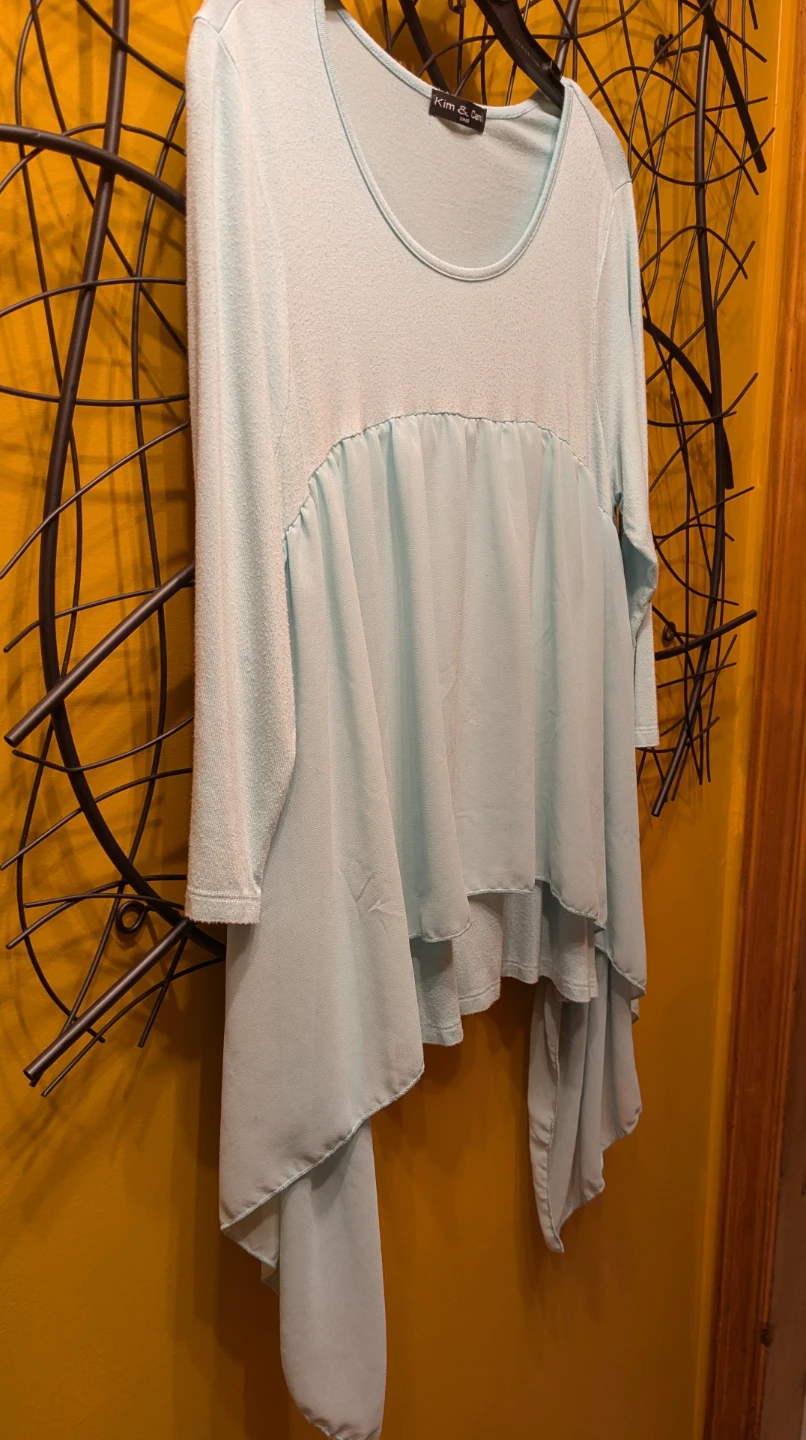 Kim & Cami Light Blue Flowy Top - photo 5