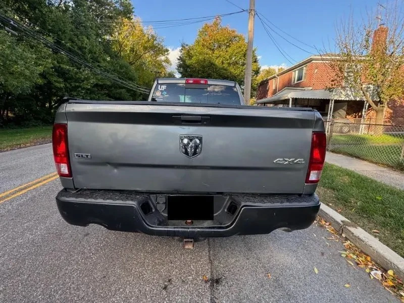 2009 Dodge Ram 1500 SLT Pickup Truck 4 Door - photo 3
