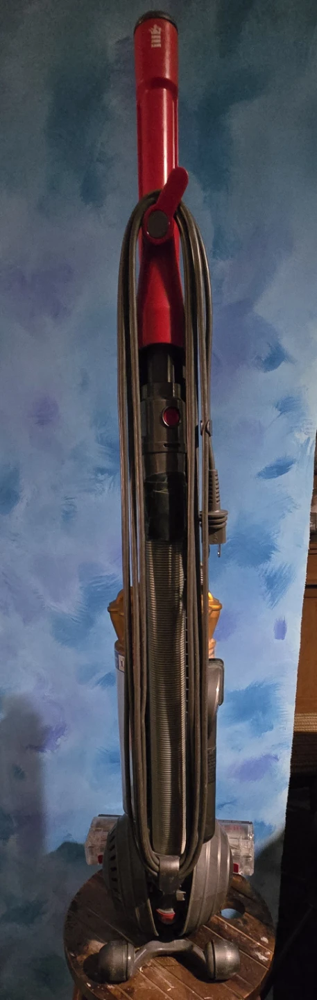 Dyson Vacuum cleaner - photo 4