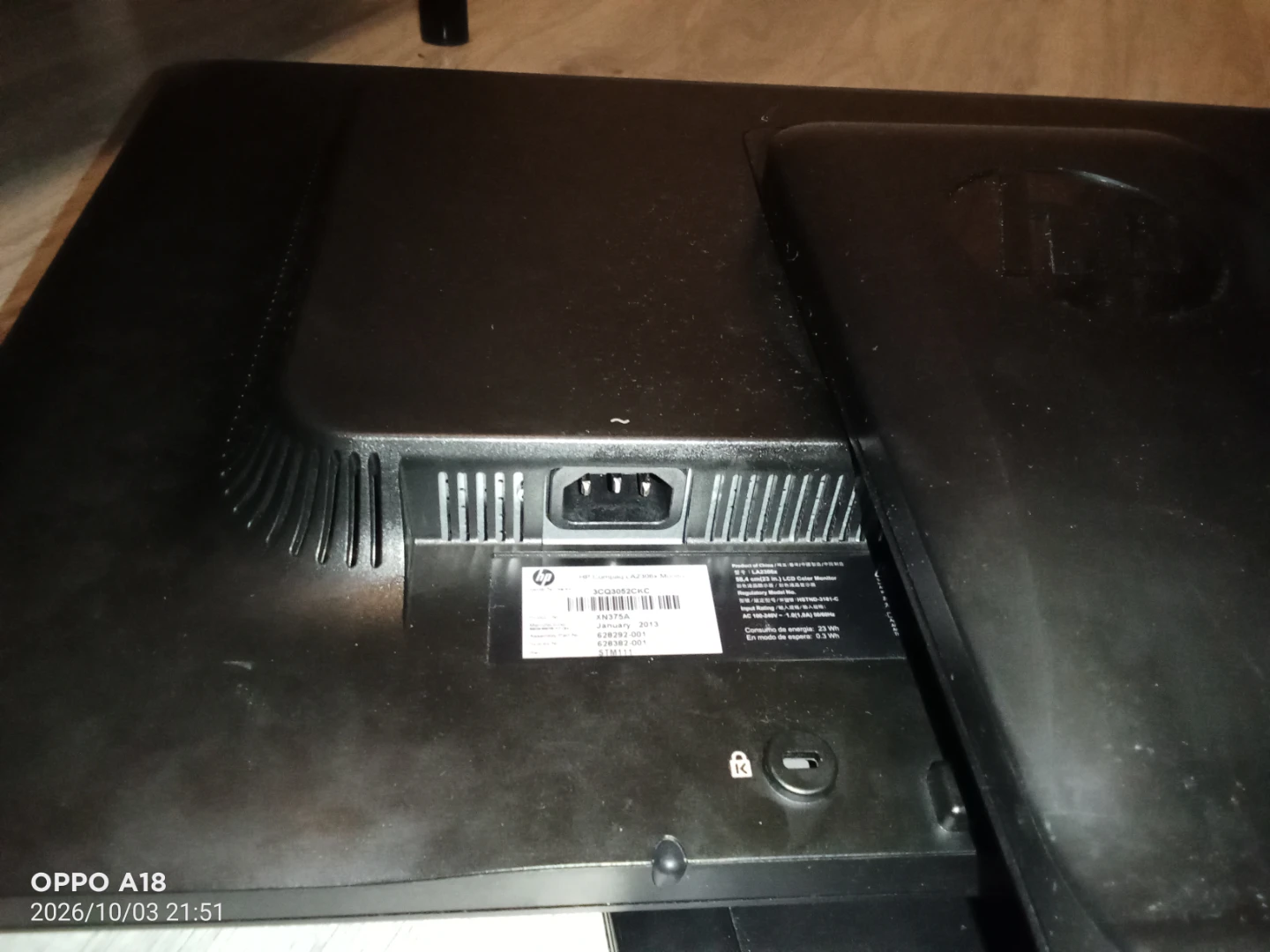HP Compaq LA2306x 23-inch Monitor - photo 4