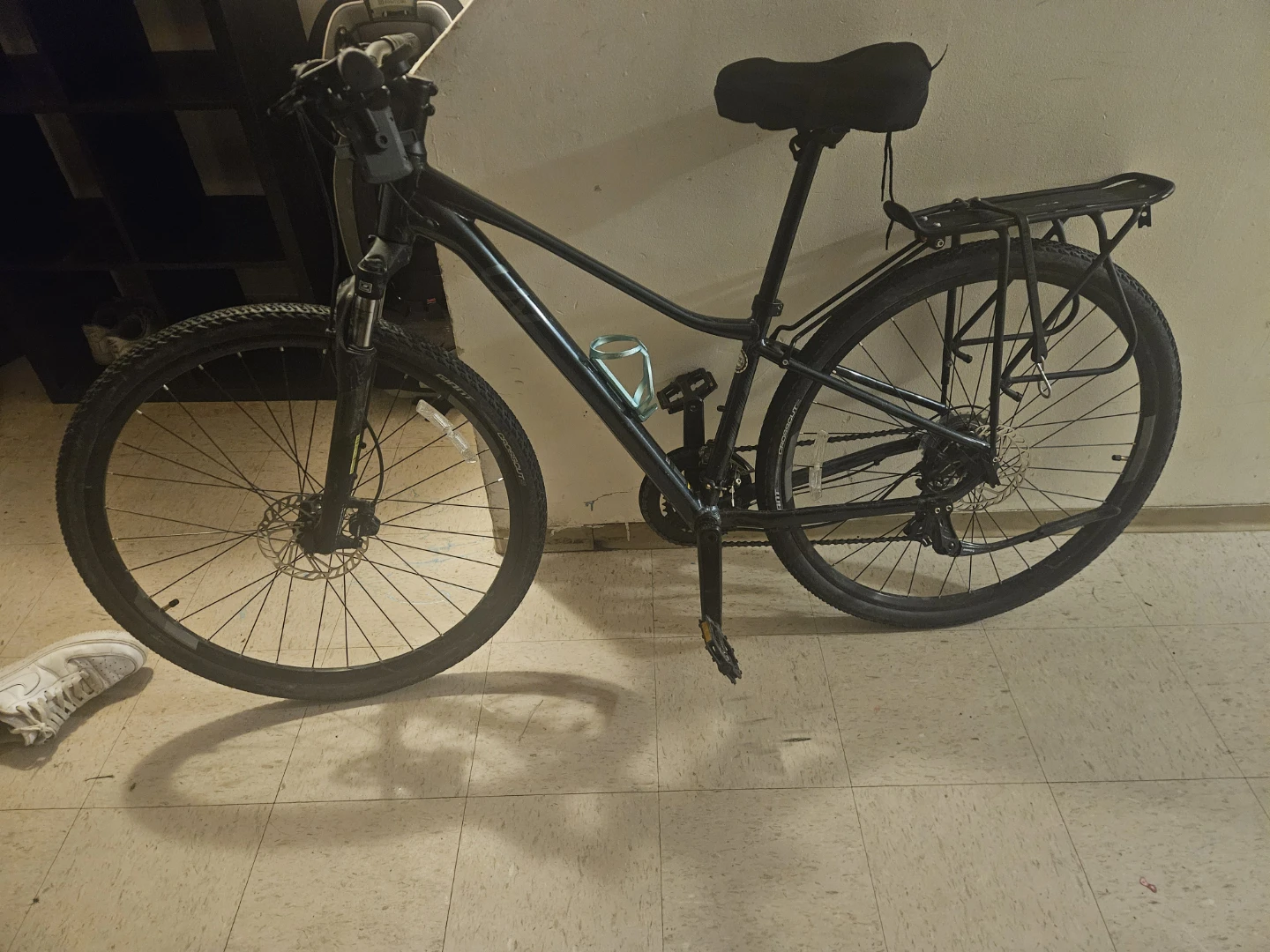 Liv Hybrid Bicycle - photo 2