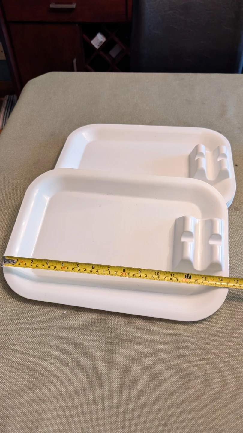 7 Eating trays
