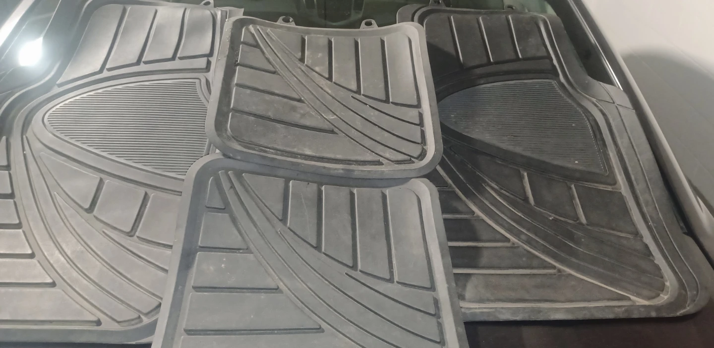 4-PIECE All Season Two-tone Medium Heavy Car Floor Mats - photo 3