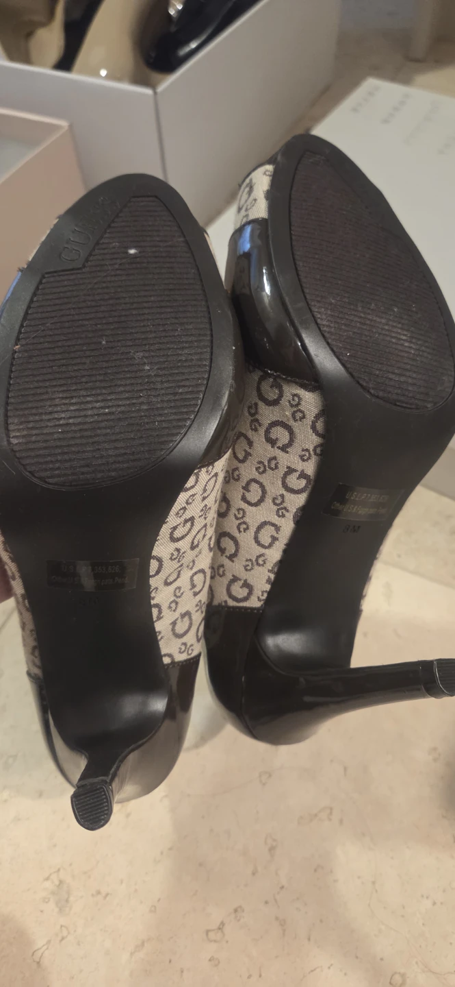 Guess G-Logo Peep Toe Heels Size 8 - photo 5