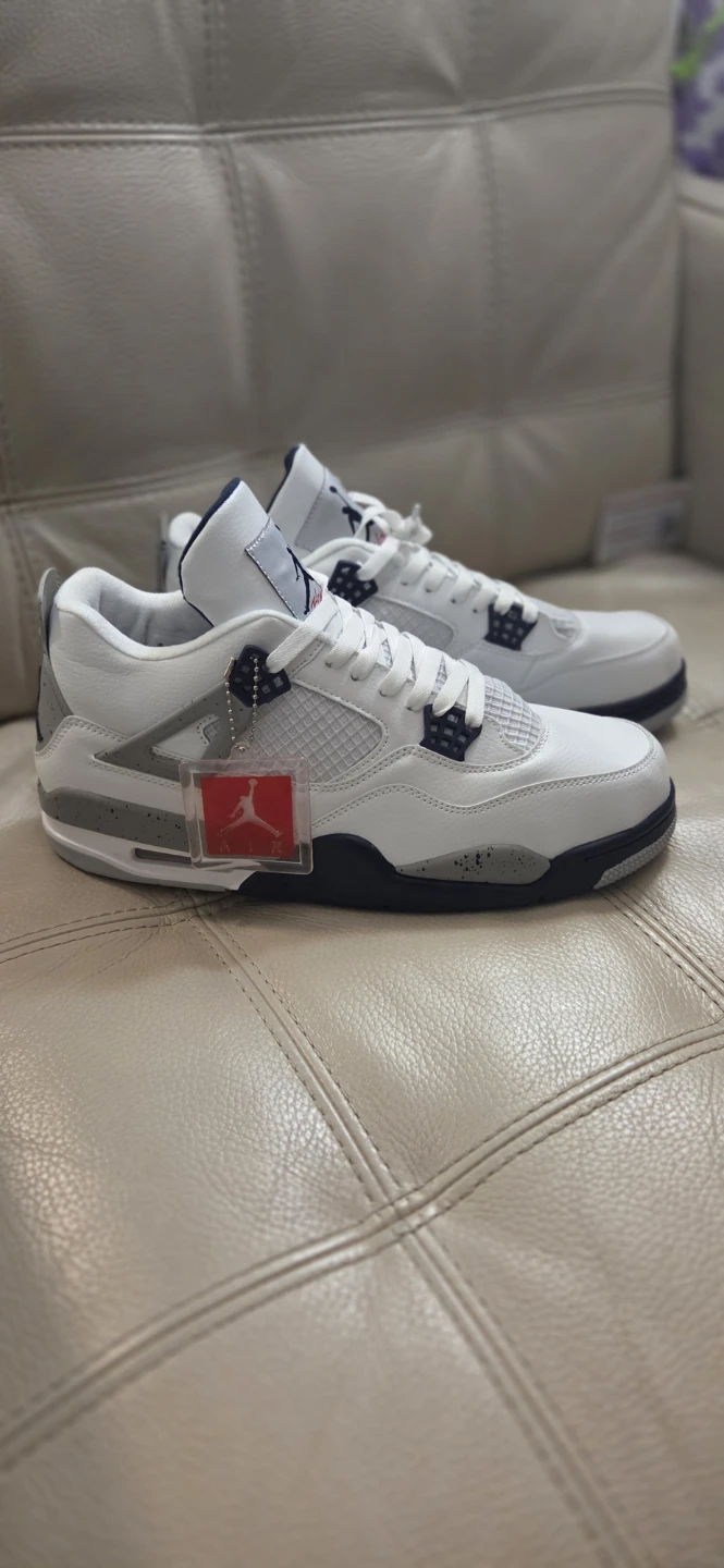Air Jordan 4 white cement style - photo 2