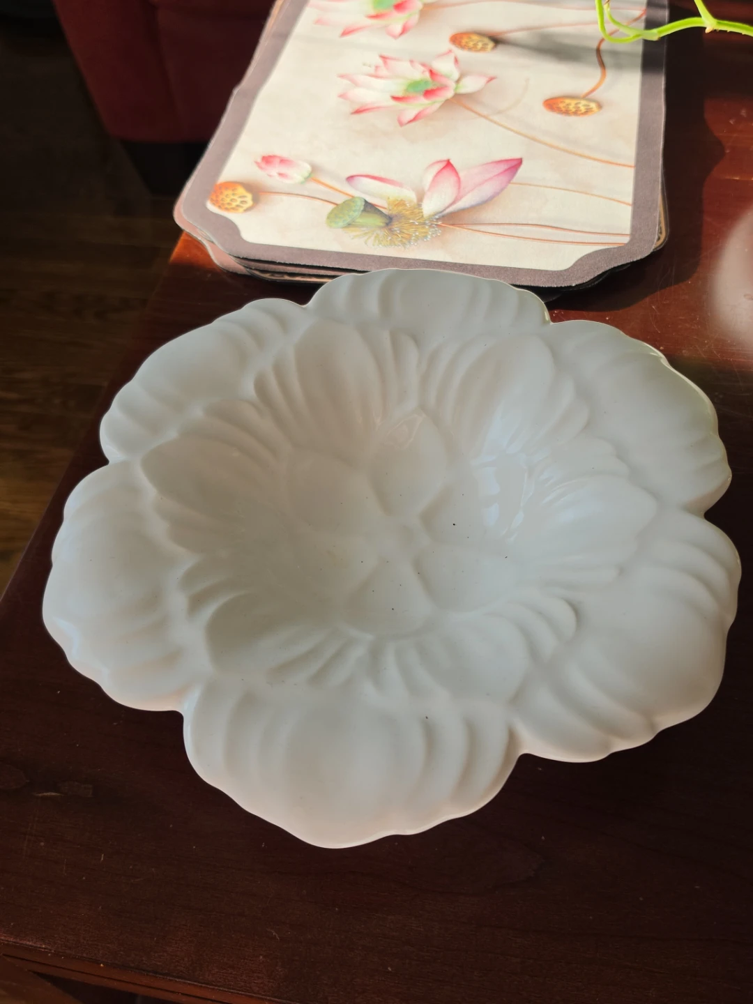11.5" White Ceramic Plate/tray, Flower Shaped