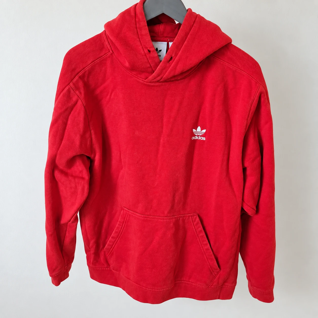 Hoodies, sweatpants, shirt