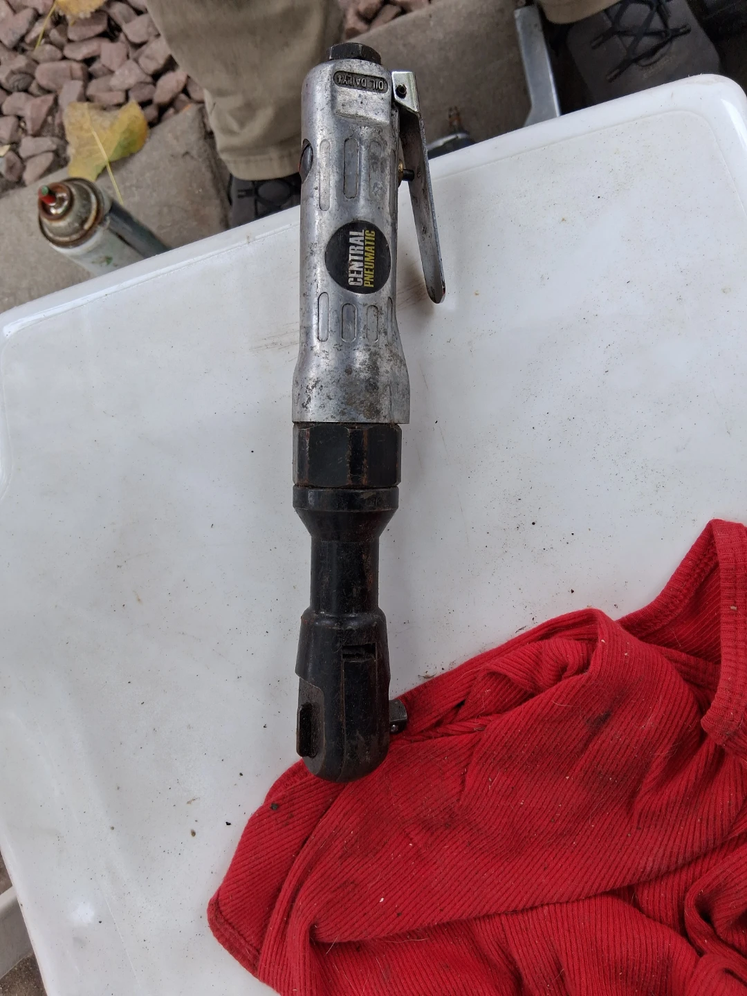 Central Pneumatic Air Ratchet - photo 2