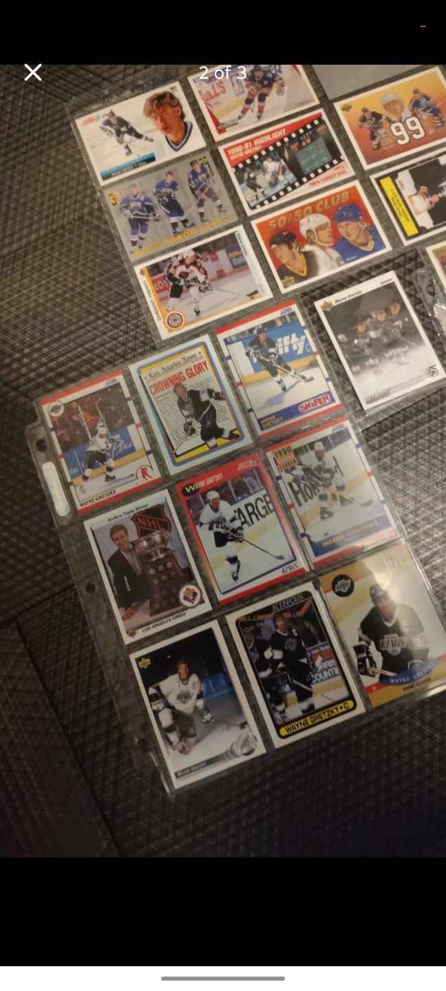 Mint Wayne Gretzky lot of 31 Hockey Cards - photo 2