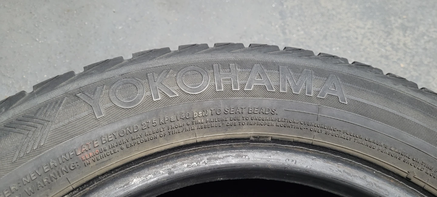 Yokohama iceGUARD iG52c 195/60R15 Winter Tire - photo 3