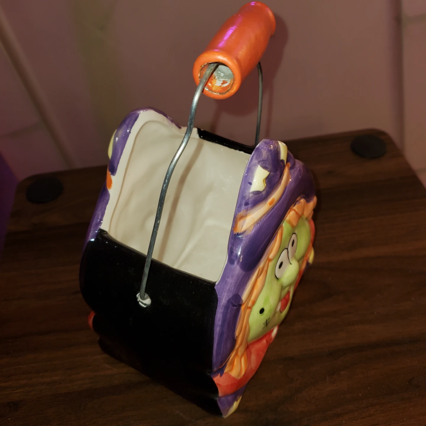 Ceramic Halloween Witch Basket - photo 2