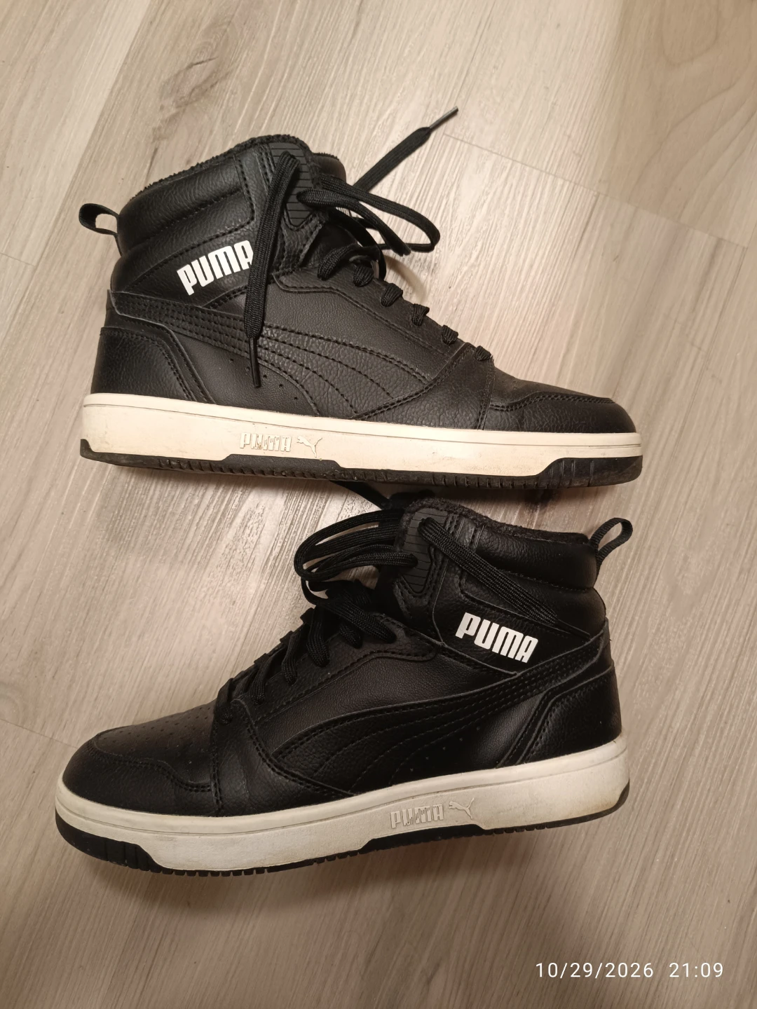 Puma Black High-Top Sneakers Size 6