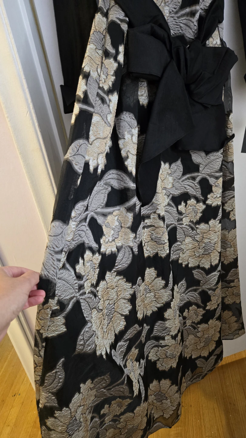 Betsy & Adam Floral Formal Gown Size 14 - photo 5