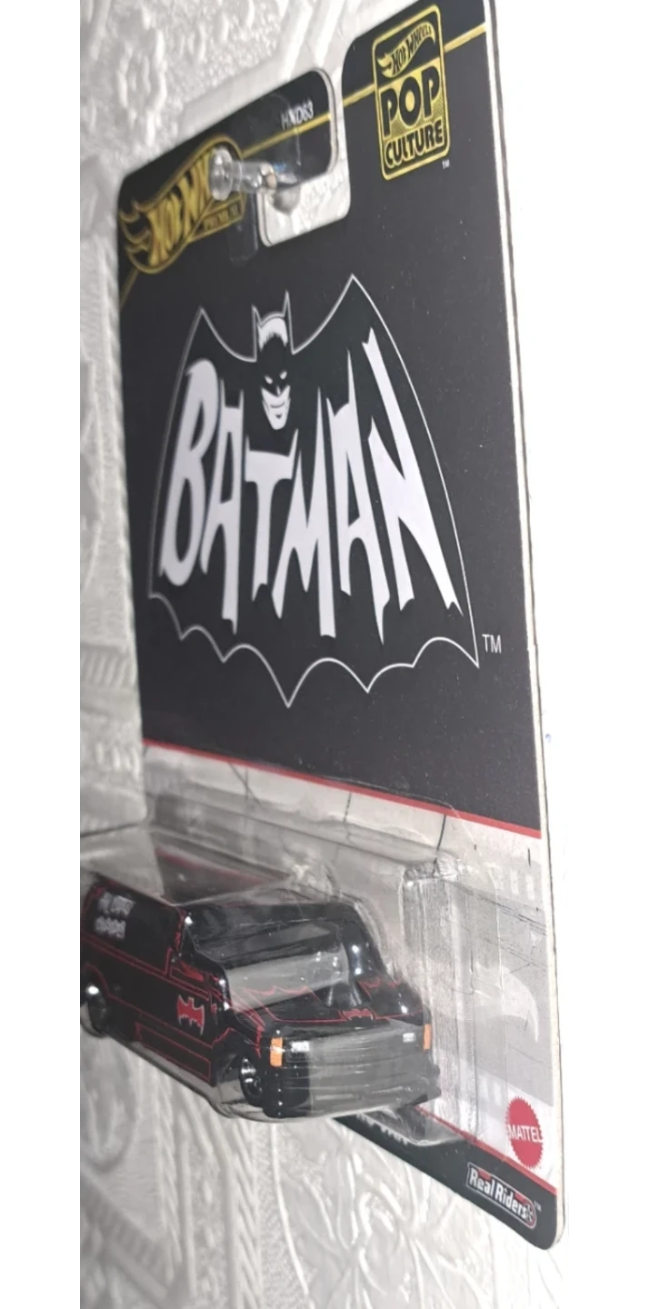 Hot Wheels Premium 1985 Chevy Astro Van Batman - photo 5