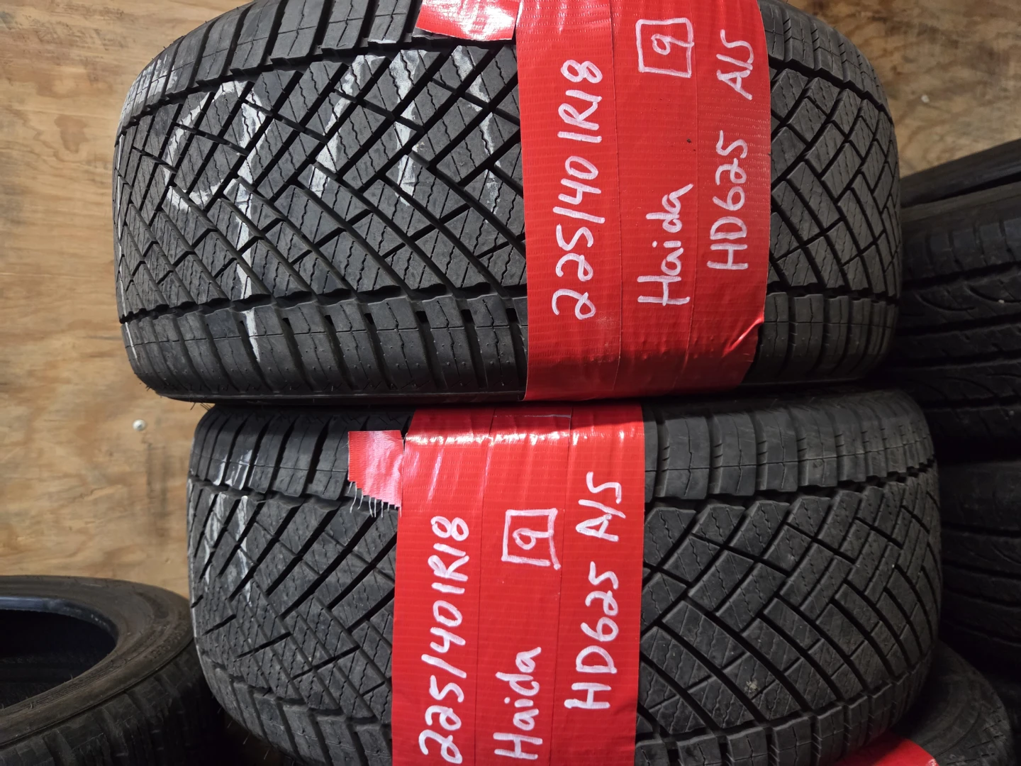 Two Haida HD625 A/S Tires 235/40R18