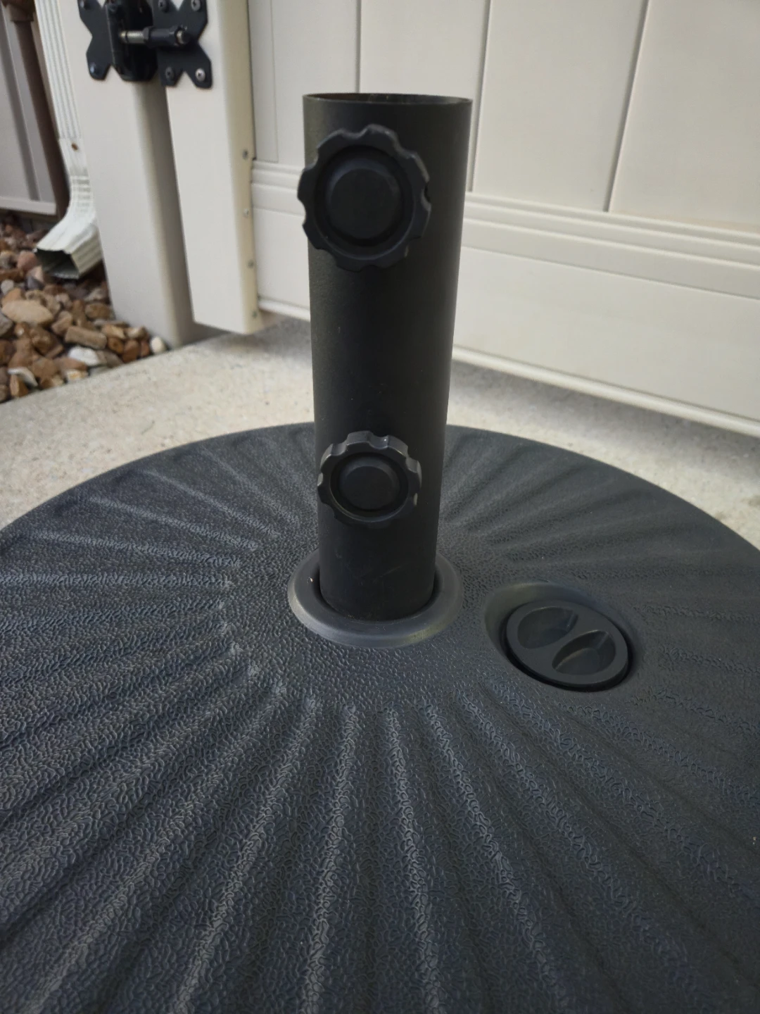 Patio Umbrella Stand Base – Fillable Weighted Base - photo 4