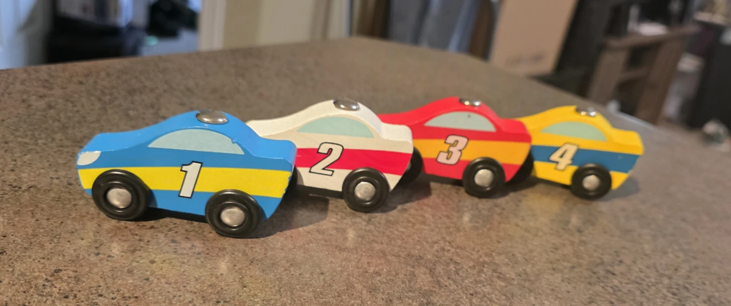 Set of 4 Wooden Numbered Toy Cars - photo 2