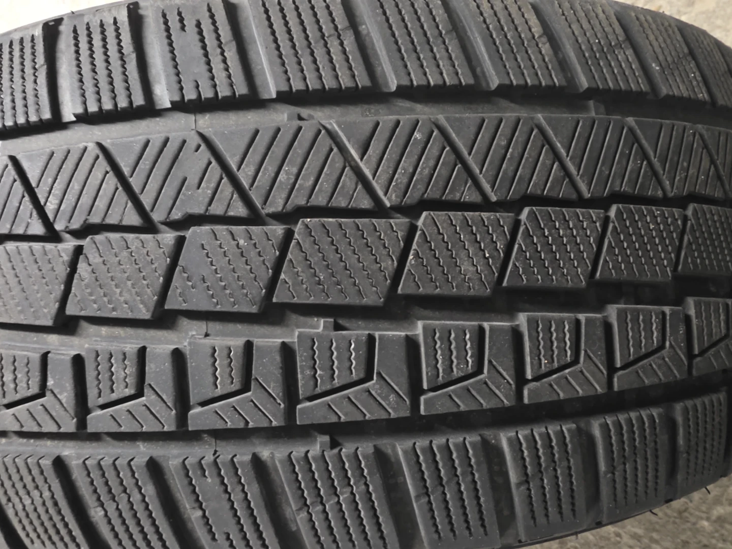 Miller ML-GSW39 235/55R19 Winter Tires - photo 3