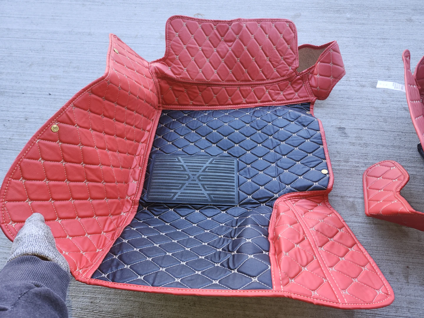 Porche Cayenne Quilted Car Floor Mats - photo 2