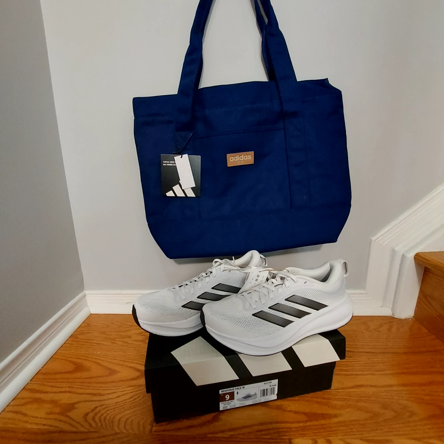 Adidas Canvas Tote and Response Pace Shoes - photo 2
