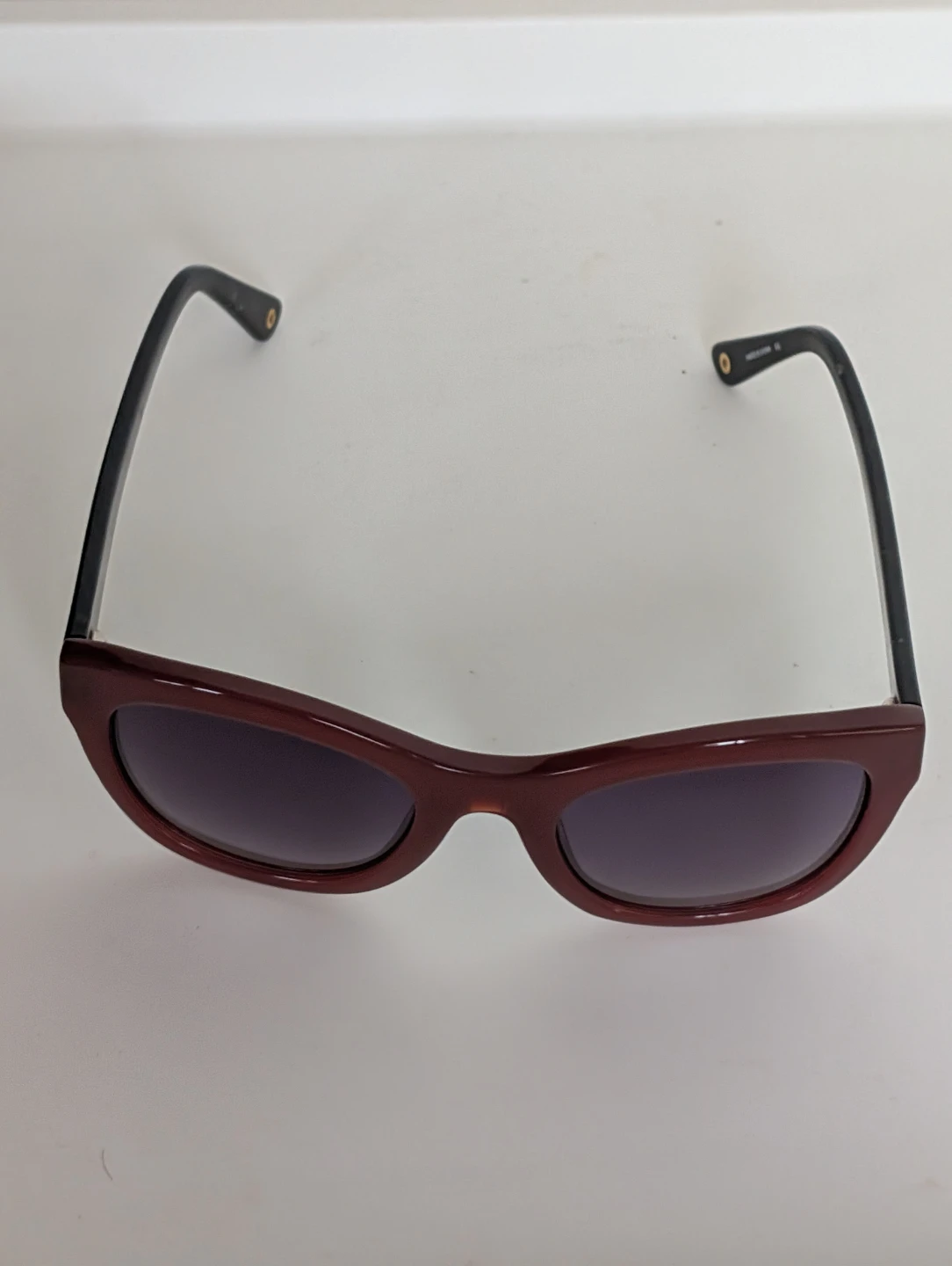 ett:twa Sunglasses in Maroon - photo 4