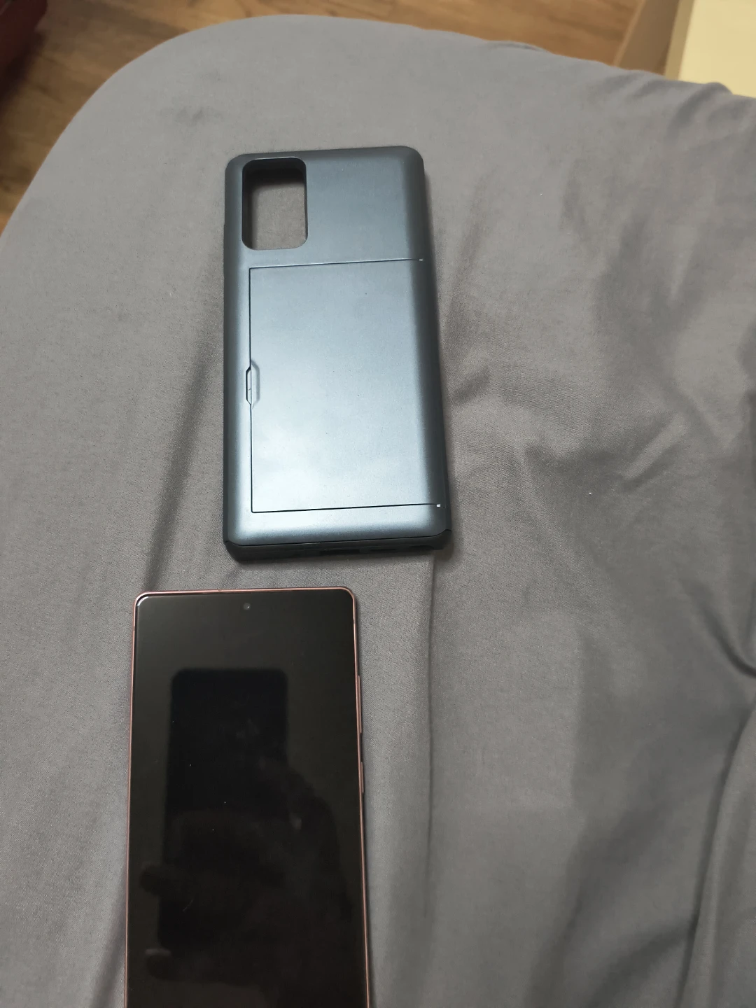 Samsung Galaxy Note20 with Spigen Case and Accessories - photo 2