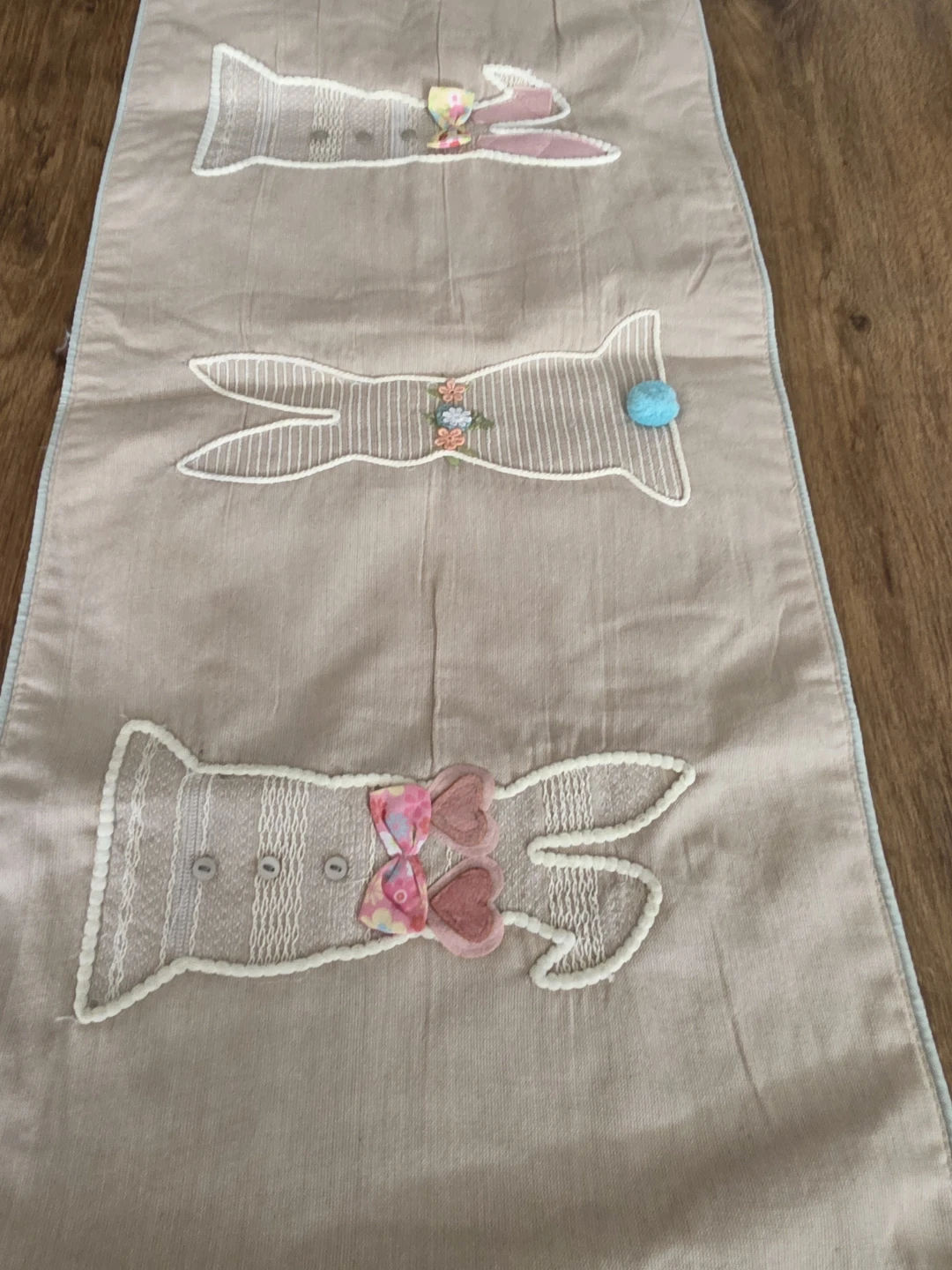 Easter Bunny Table Runner - photo 4