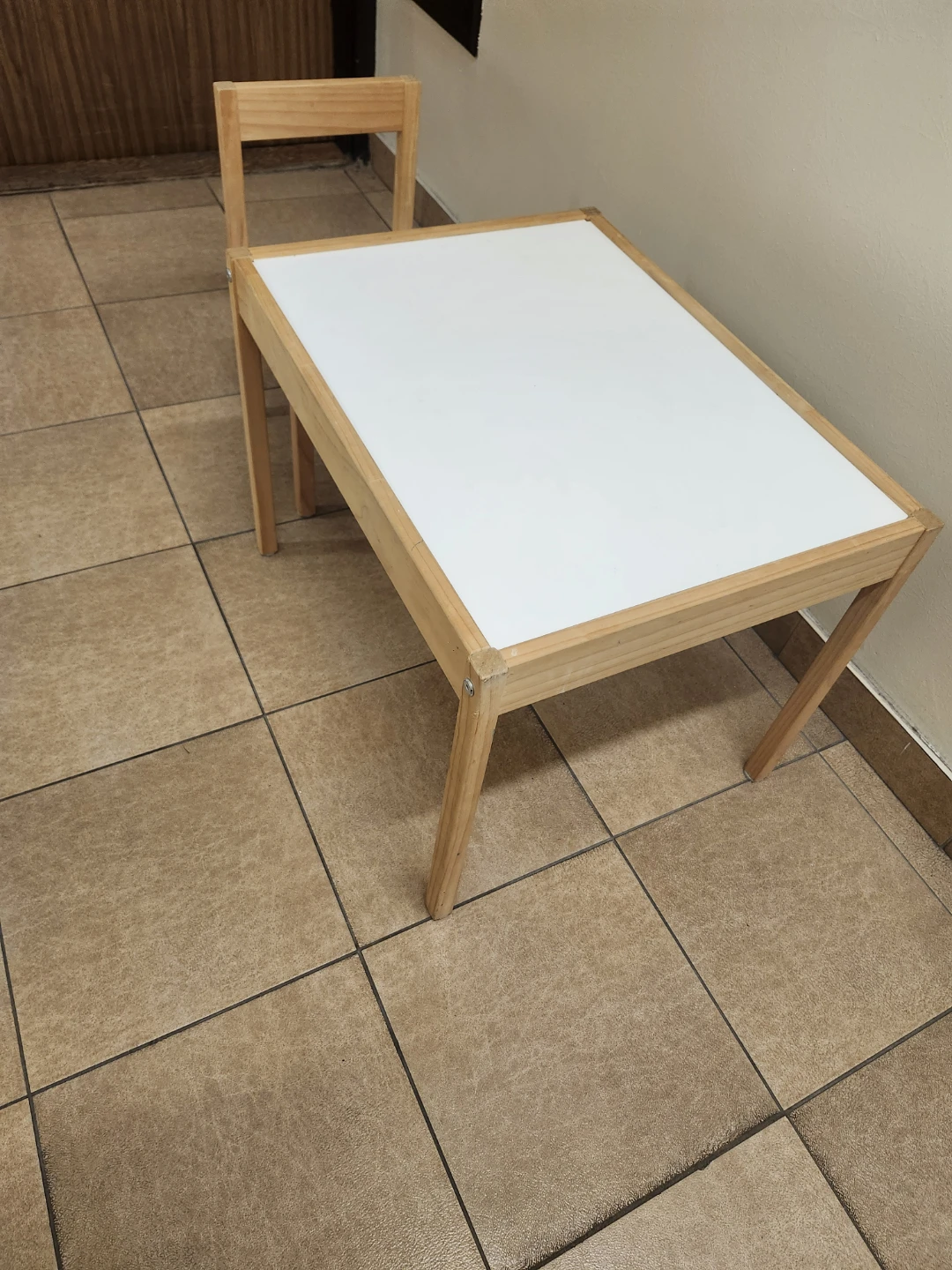 IKEA LÄTT Children's Table and Chair - photo 2