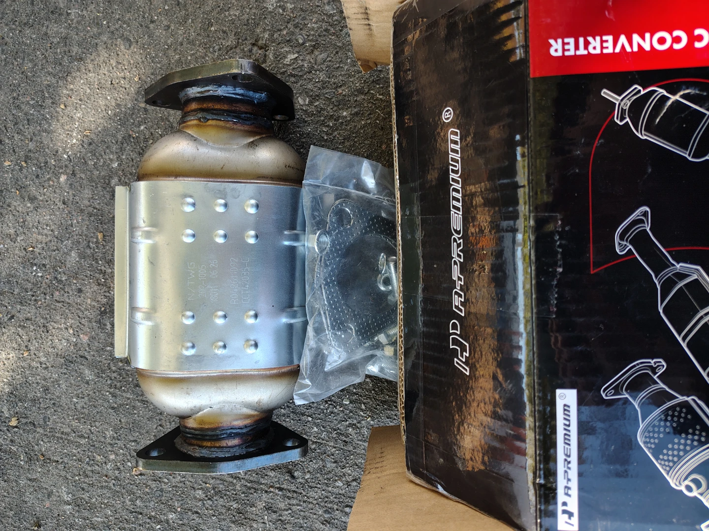 For Honda Catalytic Converter CCT42035-C - photo 2