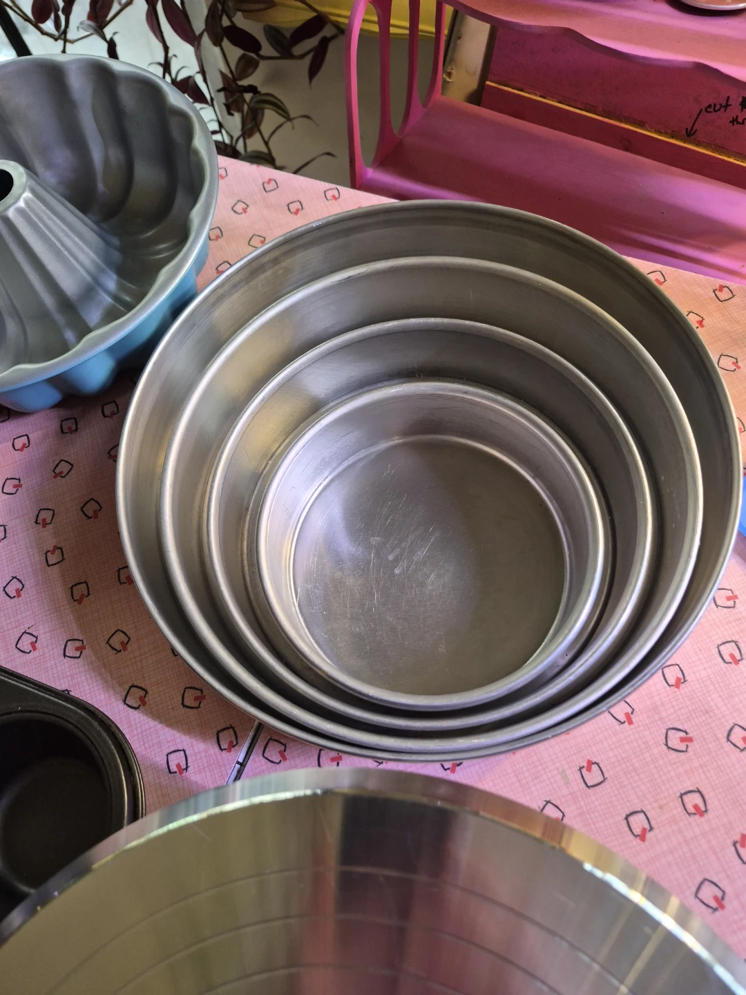 Baking and Cake Decorating Tool Set. Many items. - photo 4