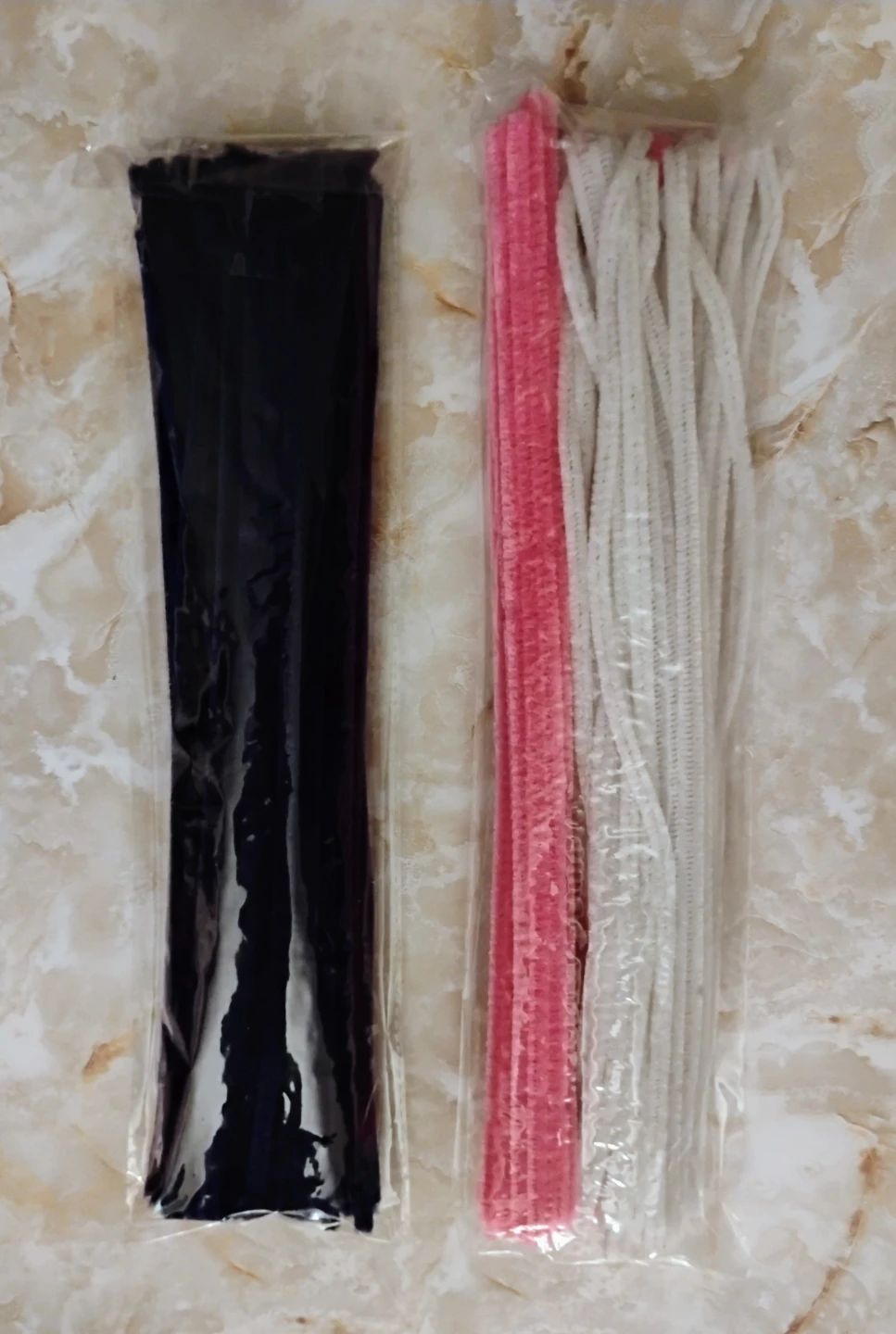ASSORTED CRAFTING PIPE CLEANERS - photo 2